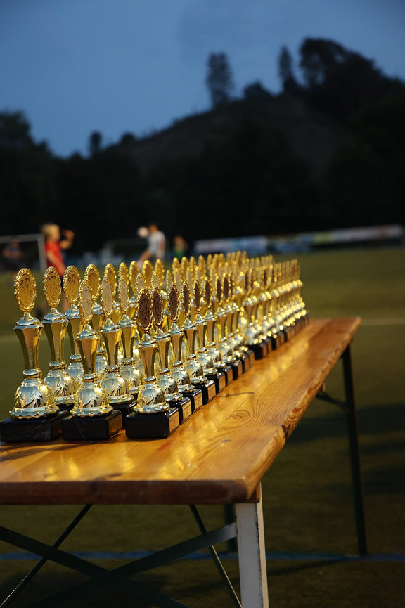 SchülerCup am 6. September 2024 in Wingeshausen: Die Bad Berleburger Leichtathleten erkämpften sich einige Pokale für die Gesamtwertung