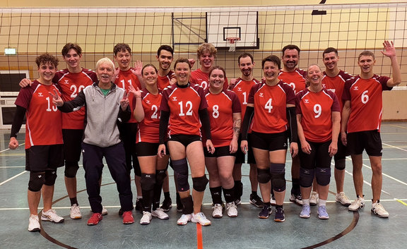 Das Mixed-Team des VfL Bad Berleburg (KSW-Liga 1 Siegen-Wittgenstein) - Saison 2025/26. Das Mixed-Team des VfL Bad Berleburg (KSW-Liga 1 Siegen-Wittgenstein) - Saison 2025/26.