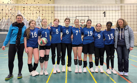 Das weibliche U16-Team des VfL Bad Berleburg (wU18 Bezirksliga 21) Das weibliche U16-Team des VfL Bad Berleburg (wU18 Bezirksliga 21)