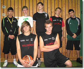 basketball-2009-350.jpg  